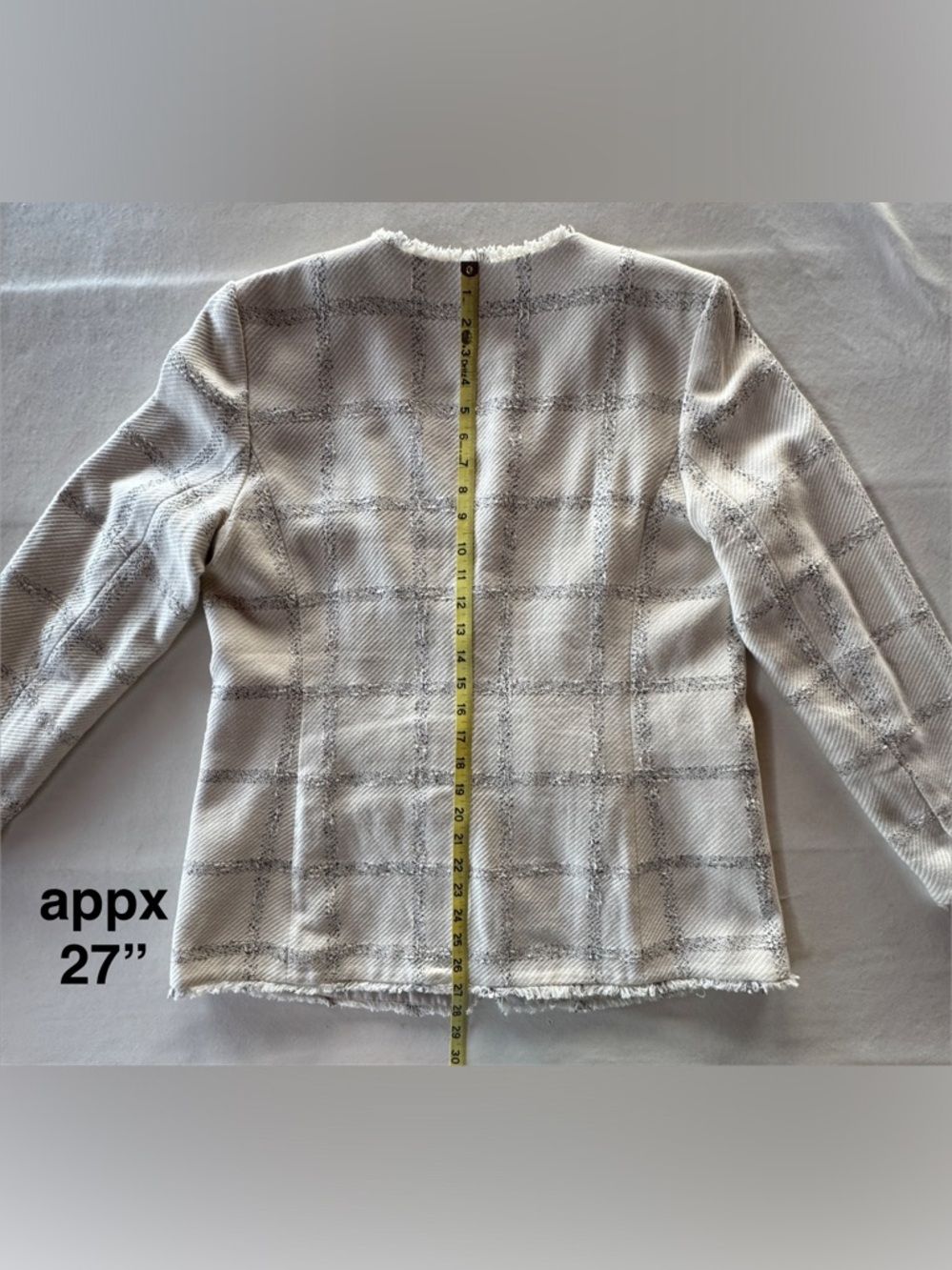 Ann Taylor Cream Gray Windowpane Tweed Fringed Blazer (14) Like New! - Picture 14 of 17